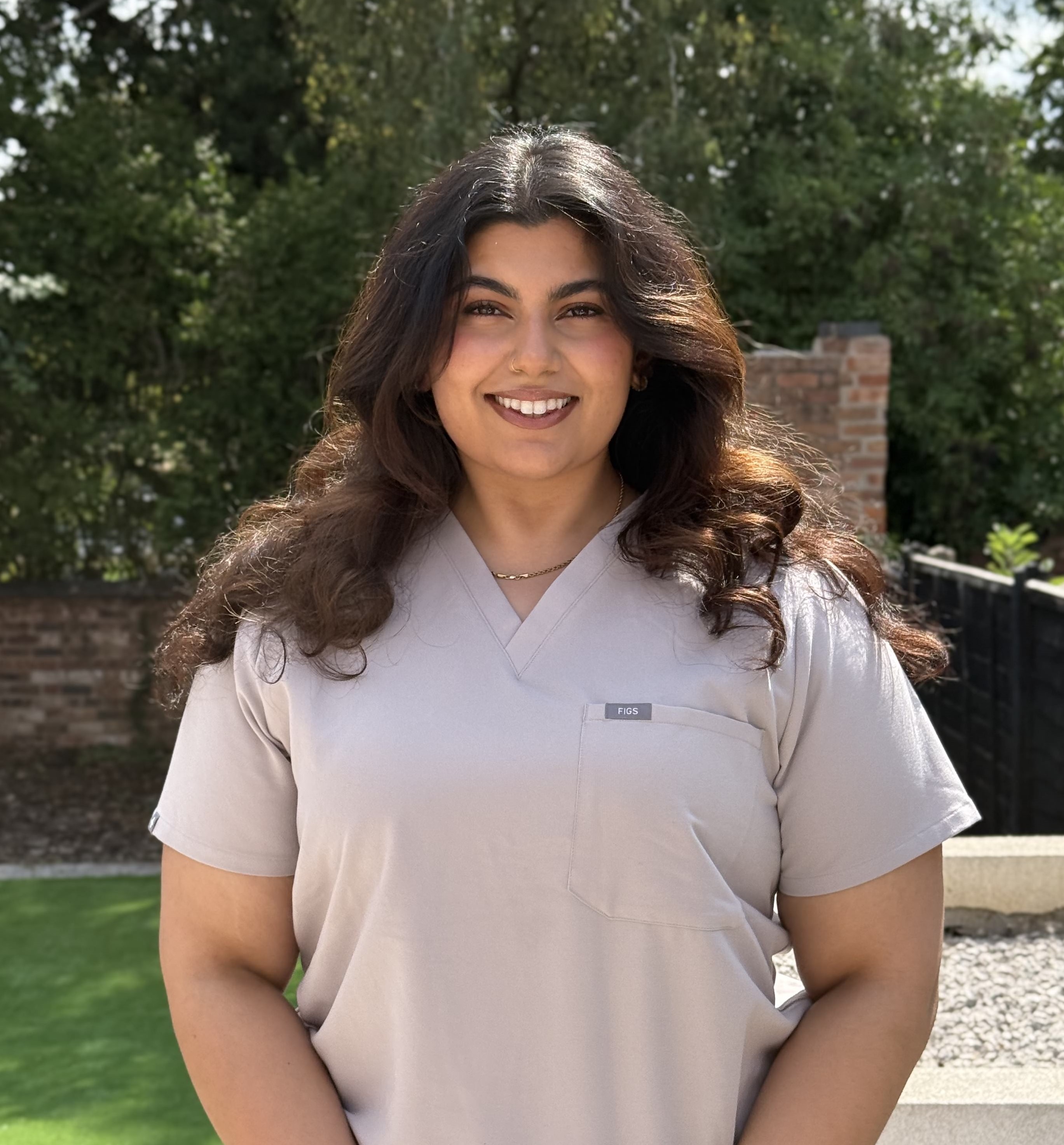 Portrait of Dr Zahra Mushtaq