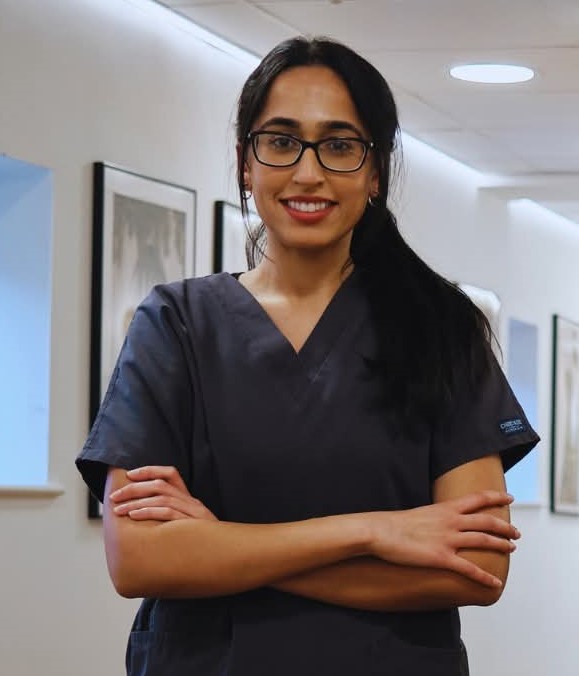 Portrait of Dr Sarika Thakor